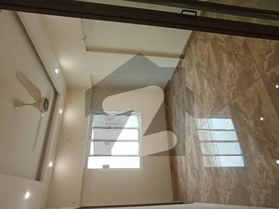 Like New 3 Bedrooms Apartment For Rent