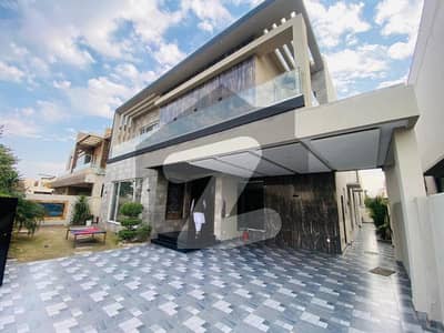 ڈی ایچ اے فیز 6 ڈیفنس (ڈی ایچ اے),لاہور میں 5 کمروں کا 1 کنال مکان 3.5 لاکھ میں کرایہ پر دستیاب ہے۔ ڈی ایچ اے فیز 6 ڈیفنس (ڈی ایچ اے),لاہور میں 5 کمروں کا 1 کنال مکان 3.5 لاکھ میں کرایہ پر دستیاب ہے۔