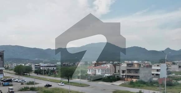 40*80 Corner Plot For Sale