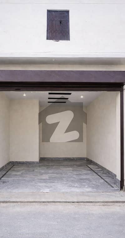 ملتان پبلک سکول روڈ ملتان میں 1 مرلہ دکان 34.0 لاکھ میں برائے فروخت۔