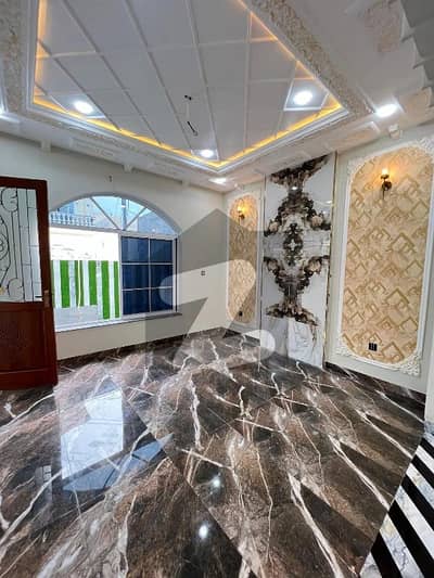 رائل آرچرڈ - بلاک ایف رائل آرچرڈ,ملتان پبلک سکول روڈ,ملتان میں 3 کمروں کا 5 مرلہ مکان 1.6 کروڑ میں برائے فروخت۔