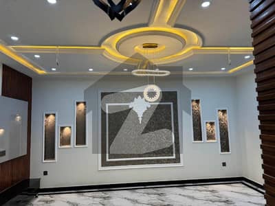 A Prime Location 7.5 Marla House In Buch Executive Villas Is On The Market For sale