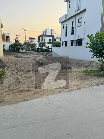 پارک ویو سٹی ۔ کرسٹل بلاک پارک ویو سٹی,لاہور میں 10 مرلہ رہائشی پلاٹ 1.05 کروڑ میں برائے فروخت۔ پارک ویو سٹی ۔ کرسٹل بلاک پارک ویو سٹی,لاہور میں 10 مرلہ رہائشی پلاٹ 1.05 کروڑ میں برائے فروخت۔