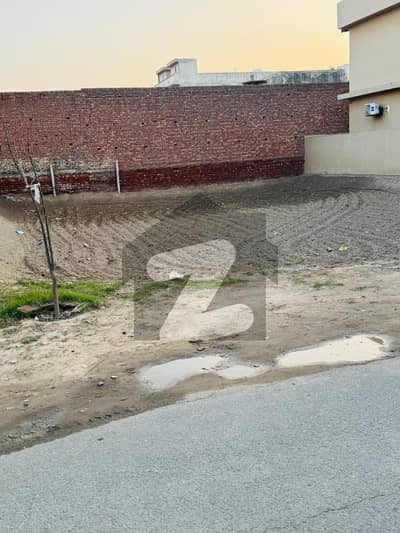 پارک ویو سٹی ۔ پلاٹینم بلاک پارک ویو سٹی,لاہور میں 5 مرلہ رہائشی پلاٹ 52.0 لاکھ میں برائے فروخت۔