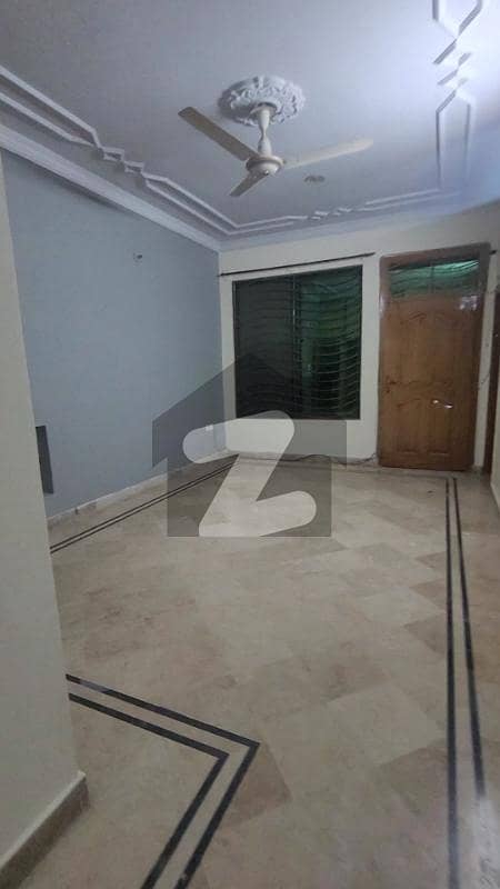 جی ۔ 13 اسلام آباد میں 3 کمروں کا 7 مرلہ بالائی پورشن 80.0 ہزار میں کرایہ پر دستیاب ہے۔ جی ۔ 13 اسلام آباد میں 3 کمروں کا 7 مرلہ بالائی پورشن 80.0 ہزار میں کرایہ پر دستیاب ہے۔