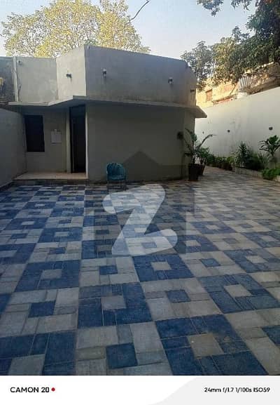 گلبرگ لاہور میں 3 کمروں کا 1 کنال مکان 26.0 کروڑ میں برائے فروخت۔