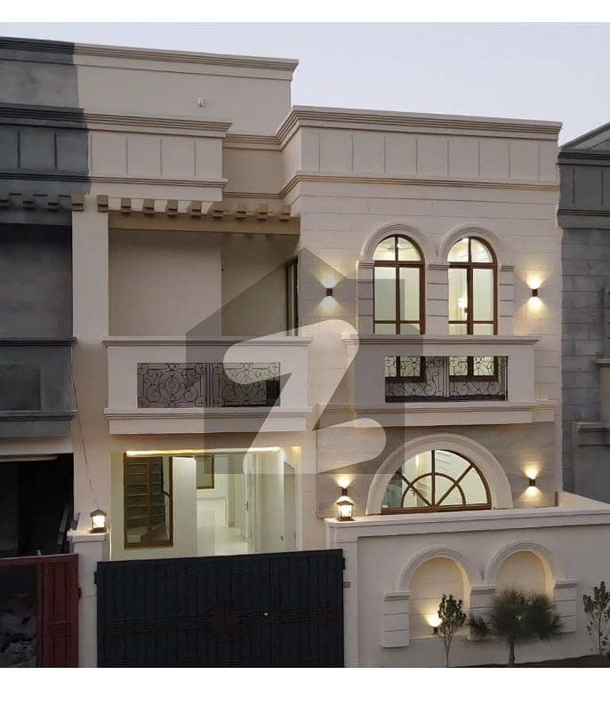 5 Marla Modern House in Faisal Hills Luxury 5 Marla Modern House in Faisal Hills Luxury