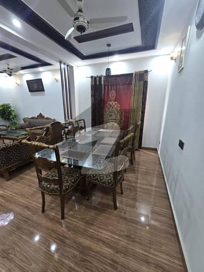 فضائیہ ہاؤسنگ سکیم فیز 1 فضائیہ ہاؤسنگ سکیم,لاہور میں 5 کمروں کا 1 کنال مکان 6.5 کروڑ میں برائے فروخت۔