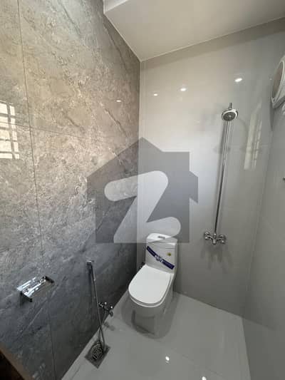 فضائیہ ہاؤسنگ سکیم فیز 1 فضائیہ ہاؤسنگ سکیم,لاہور میں 5 کمروں کا 1 کنال مکان 6.7 کروڑ میں برائے فروخت۔