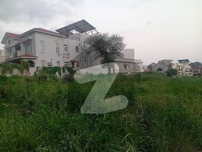 50X90 CLOSE END STREET PLOT 50 SERIES D-12/4 FOR SALE