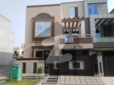 5 Marla New OutClass House For Sale In CC Block Sector D Bahria Town