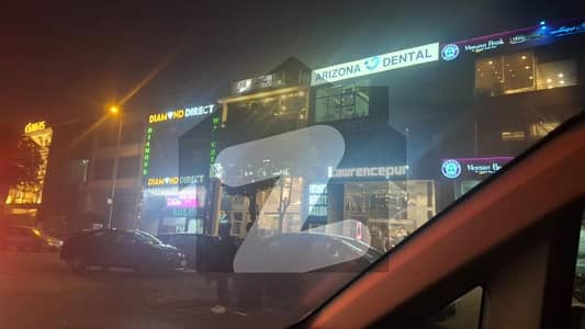 ڈی ایچ اے فیز 3 - بلاک وائے فیز 3,ڈیفنس (ڈی ایچ اے),لاہور میں 8 مرلہ عمارت 35.0 کروڑ میں برائے فروخت۔