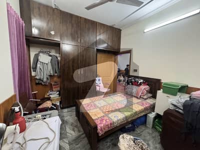 سیٹیلائیٹ ٹاؤن راولپنڈی میں 2 کمروں کا 5 مرلہ بالائی پورشن 48.0 ہزار میں کرایہ پر دستیاب ہے۔