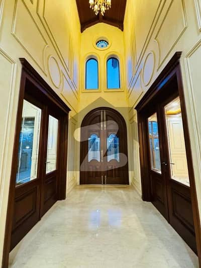 ڈی ۔ 12 اسلام آباد میں 8 کمروں کا 1 کنال مکان 9.9 لاکھ میں کرایہ پر دستیاب ہے۔