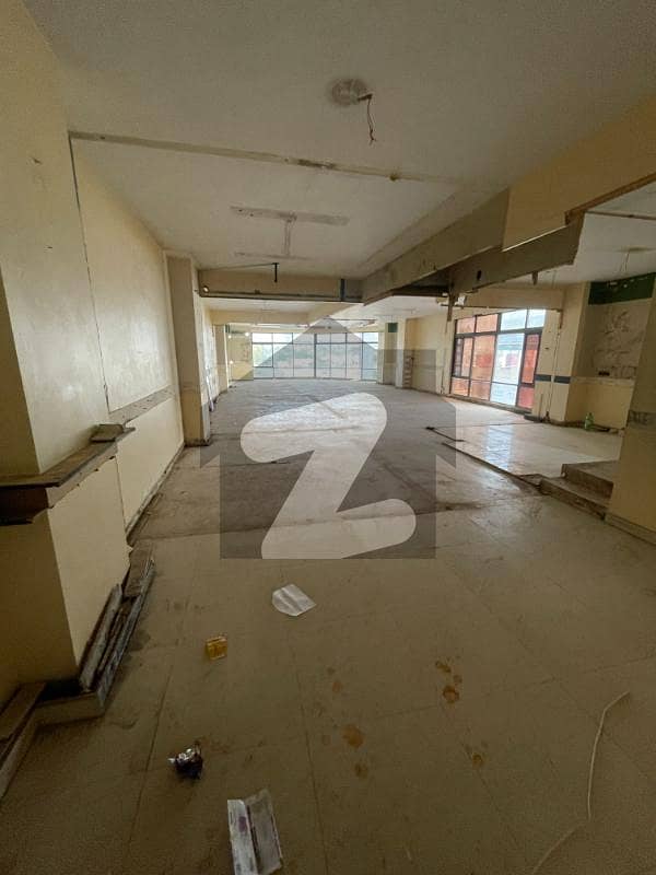 6500 Square Feet Office on Main Shahrah-e-Faisal 6500 Square Feet Office on Main Shahrah-e-Faisal