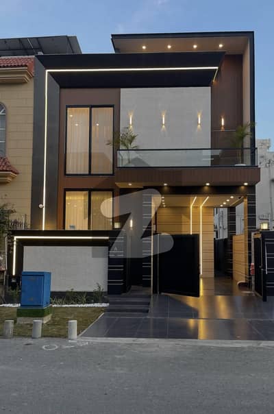 5 MARLA BRAND NEW ULTRA MODERN DESIGN HOUSE FOR SALE IN DHA RAHBER