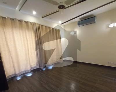 ڈی ایچ اے فیز 6 ڈیفنس (ڈی ایچ اے),لاہور میں 5 کمروں کا 1 کنال مکان 13.0 کروڑ میں برائے فروخت۔