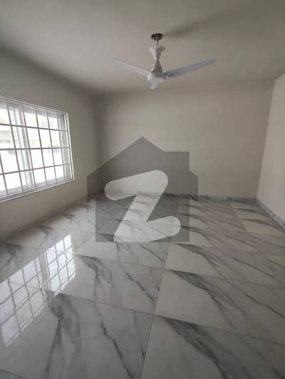 ایف ۔ 10 اسلام آباد میں 5 کمروں کا 1 کنال مکان 24.5 کروڑ میں برائے فروخت۔