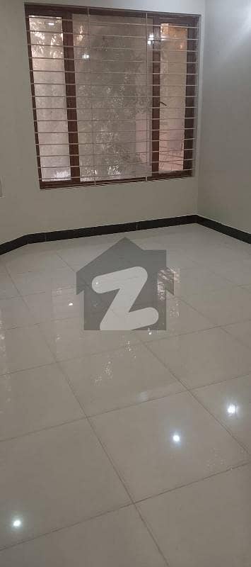 ڈی ایچ اے فیز 6 ڈی ایچ اے ڈیفینس,کراچی میں 2 کمروں کا 4 مرلہ فلیٹ 1.8 کروڑ میں برائے فروخت۔