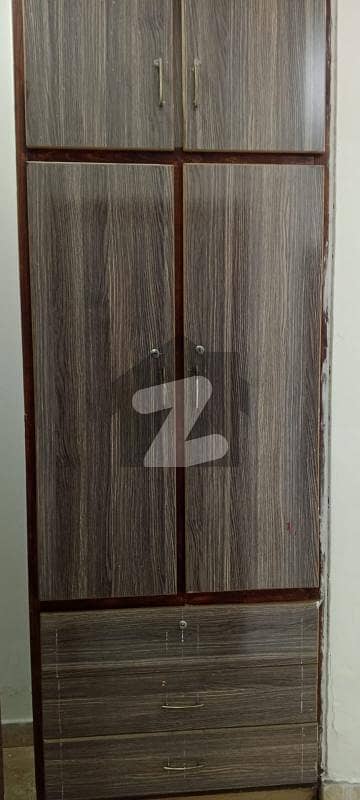 Neat and clean uper portion like brand new