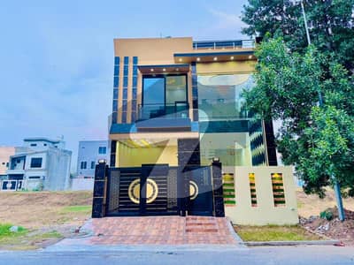 5 MARLA BRAND NEW HOUSE AVAILABLE FOR SALE (AT REASONABLE PRICE) IN CITI HOUSING GUJRANWALA