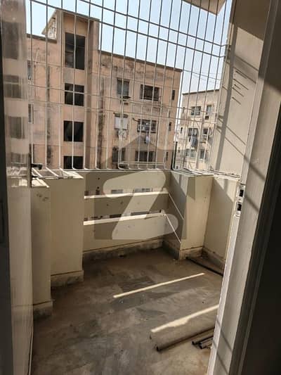 گلستانِِ جوہر ۔ بلاک 16 گلستانِ جوہر,کراچی میں 2 کمروں کا 5 مرلہ فلیٹ 1.35 کروڑ میں برائے فروخت۔