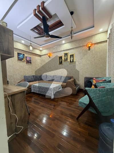 فلکنازپریزیڈینسی ملیر,کراچی میں 4 کمروں کا 7 مرلہ بالائی پورشن 1.25 کروڑ میں برائے فروخت۔