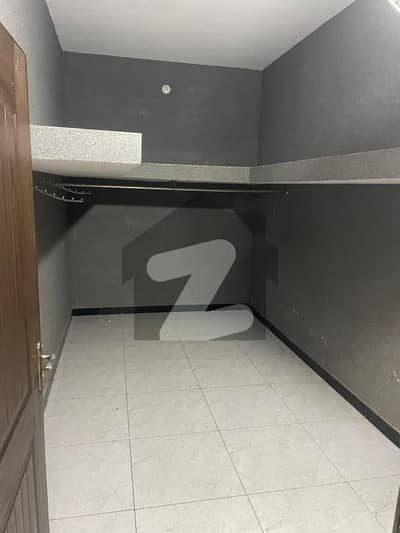 فارمانئیٹس ہاؤسنگ سکیم لاہور میں 4 کمروں کا 1 کنال بالائی پورشن 1.1 لاکھ میں کرایہ پر دستیاب ہے۔