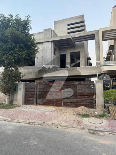 8 Marla Corner Grey Structure For Sale Bahria Orchard Phase2