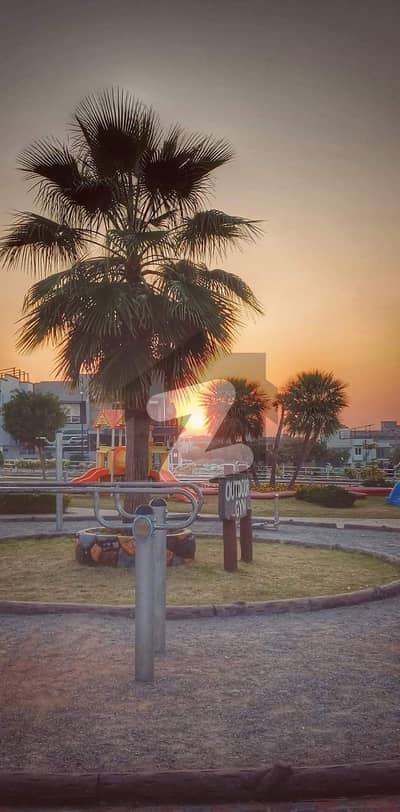 بحریہ انکلیو - سیکٹر سی 1 بحریہ انکلیو,بحریہ ٹاؤن,اسلام آباد میں 10 مرلہ رہائشی پلاٹ 1.68 کروڑ میں برائے فروخت۔