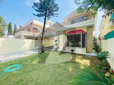 Brand New House Available For Rent in F-8   Size 500 Sqyds