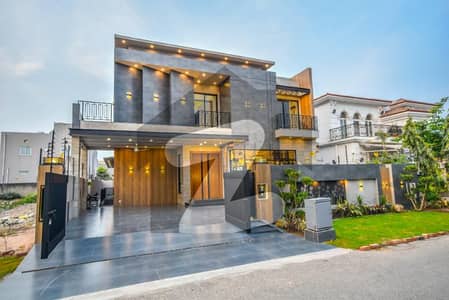 1 Kanal Full House Modern Design for Rent in DHA Phase 7 Lahore.