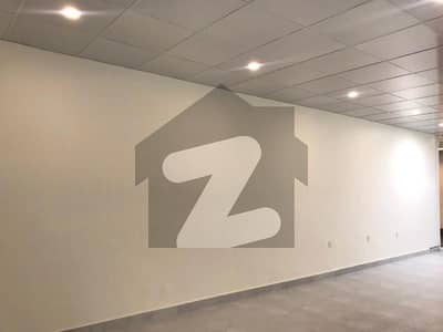 ایف ۔ 7 مرکز ایف ۔ 7,اسلام آباد میں 3 مرلہ دفتر 3.5 لاکھ میں کرایہ پر دستیاب ہے۔