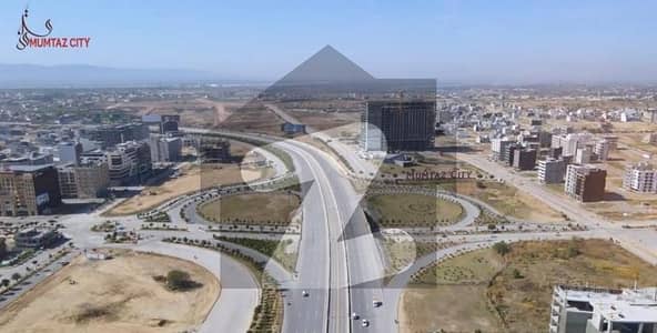 8 Marla ( 30*60 pair plot on double Road ) For Sale in Mumtaz City Ravi Block Islamabad