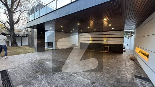 Brand New House Available For Rent in F-7  Size 622 Sqyds
