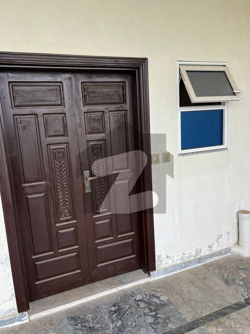 بنی گالہ اسلام آباد میں 1 کمرے کا 3 مرلہ فلیٹ 28.0 ہزار میں کرایہ پر دستیاب ہے۔ بنی گالہ اسلام آباد میں 1 کمرے کا 3 مرلہ فلیٹ 28.0 ہزار میں کرایہ پر دستیاب ہے۔