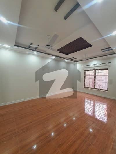 چکلالہ سکیم 3 چکلالہ سکیم,راولپنڈی میں 3 کمروں کا 12 مرلہ زیریں پورشن 60.0 ہزار میں کرایہ پر دستیاب ہے۔