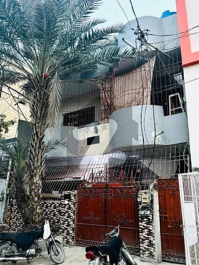 نارتھ کراچی ۔ سیکٹر 8 نارتھ کراچی,کراچی میں 6 کمروں کا 5 مرلہ مکان 1.7 کروڑ میں برائے فروخت۔