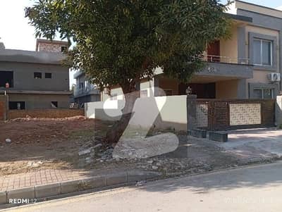 بحریہ ٹاؤن فیز 8 ۔ بلاک ای بحریہ ٹاؤن فیز 8,بحریہ ٹاؤن راولپنڈی,راولپنڈی میں 10 مرلہ رہائشی پلاٹ 1.45 کروڑ میں برائے فروخت۔ بحریہ ٹاؤن فیز 8 ۔ بلاک ای بحریہ ٹاؤن فیز 8,بحریہ ٹاؤن راولپنڈی,راولپنڈی میں 10 مرلہ رہائشی پلاٹ 1.45 کروڑ میں برائے فروخت۔