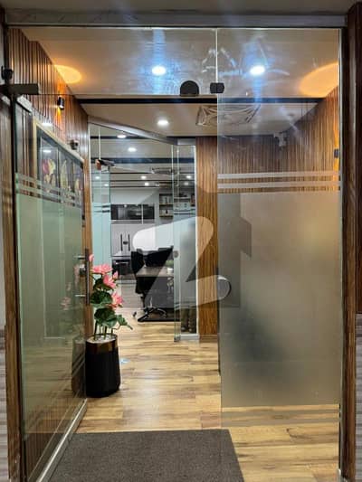 FULLY FURNISHED BEAUTIFUL CORNER OFFICE IN G11 MARKAZ