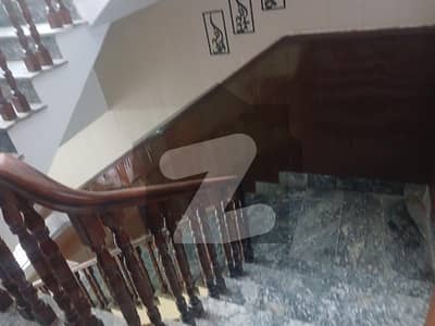 F10 Size 600 Full House 5beds Kitchen2 Rent 320000