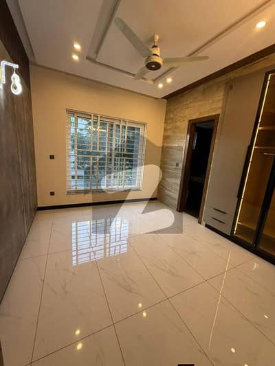 سی بی آر ٹاؤن فیز 1 سی بی آر ٹاؤن,اسلام آباد میں 3 کمروں کا 14 مرلہ زیریں پورشن 1.15 لاکھ میں کرایہ پر دستیاب ہے۔