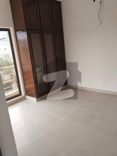 ڈی ایچ اے فیز 5 ڈیفنس (ڈی ایچ اے),لاہور میں 4 کمروں کا 5 مرلہ مکان 2.95 کروڑ میں برائے فروخت۔