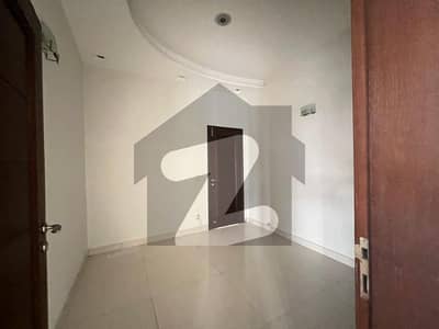 ڈی ایچ اے فیز 5 - بلاک ایل فیز 5,ڈیفنس (ڈی ایچ اے),لاہور میں 2 کمروں کا 15 مرلہ بالائی پورشن 1.2 لاکھ میں کرایہ پر دستیاب ہے۔