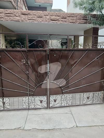 12 MARLA IMMACULATE BUNGALOW NEAR TO PARK FOR SALE