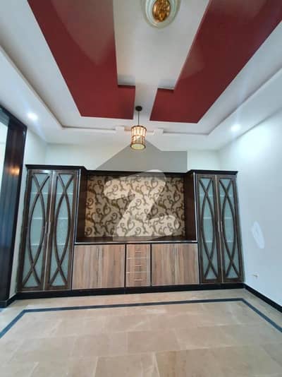 جی ۔ 14/4 جی ۔ 14,اسلام آباد میں 2 کمروں کا 9 مرلہ بالائی پورشن 98.0 ہزار میں کرایہ پر دستیاب ہے۔