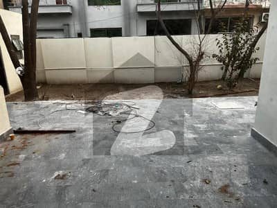 ٹیک سوسائٹی لاہور میں 4 کمروں کا 2 کنال مکان 2.0 لاکھ میں کرایہ پر دستیاب ہے۔