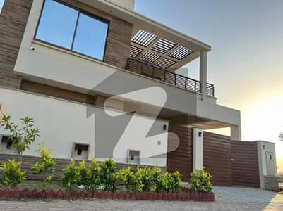 Ready to move 272sq yd 5Bedroom DDL Luxury Villa FOR SALE. Only 3km from Main Entrance of BTK. Near MIDWAY Commercial, Parks, Masjid and Gallery. Ready to move 272sq yd 5Bedroom DDL Luxury Villa FOR SALE. Only 3km from Main Entrance of BTK. Near MIDWAY Commercial, Parks, Masjid and Gallery.