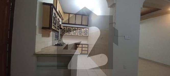 جی ۔ 13 اسلام آباد میں 4 کمروں کا 7 مرلہ مکان 5.0 کروڑ میں برائے فروخت۔