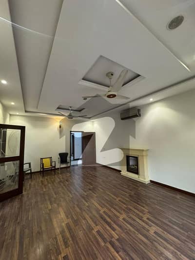 1 Kanal Full House for Rent in Phase 6 5 Bedrooms | Prime Location